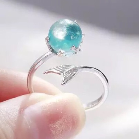 LAST ONE! Sterling Silver Mermaid Tail Bubble Ring - Picture 3 of 5